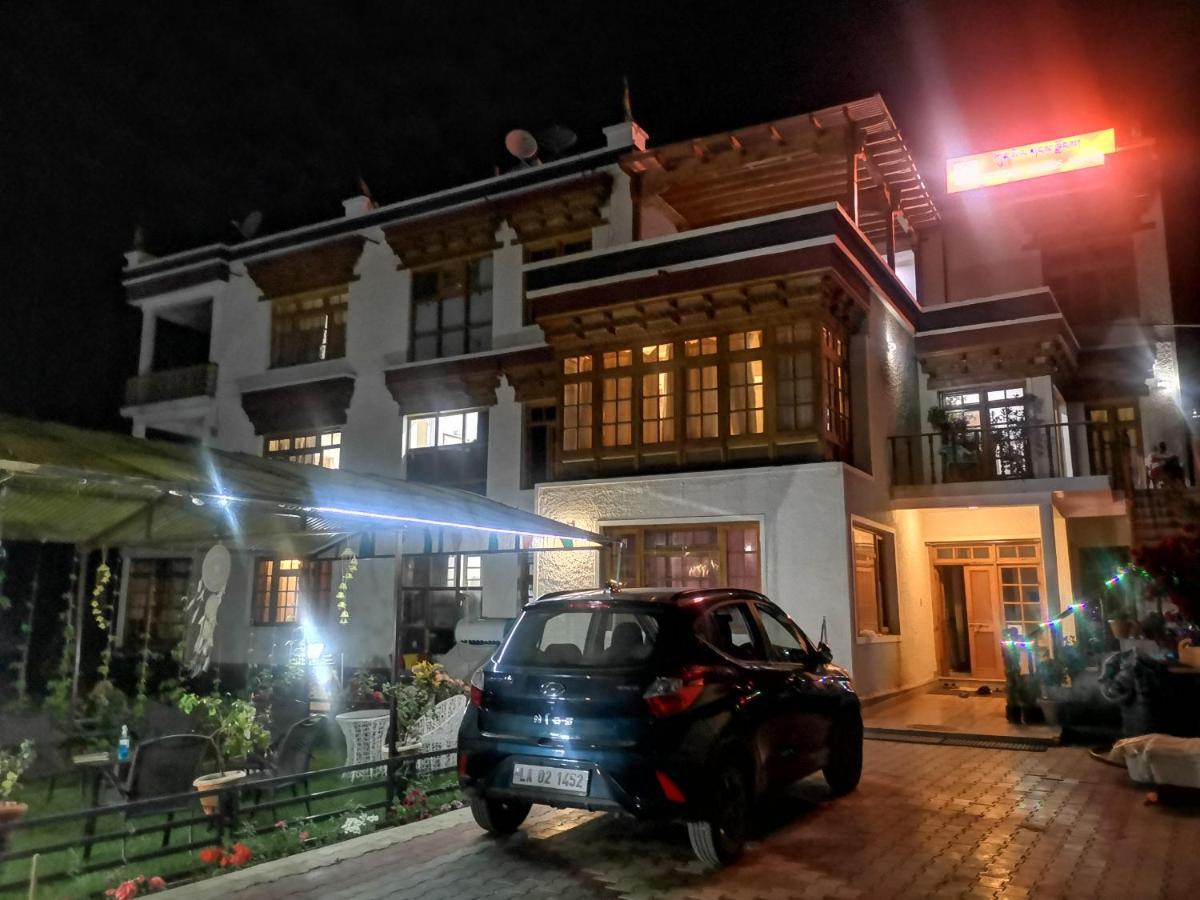 Gangs-Shun Homestay Лех Екстер'єр фото