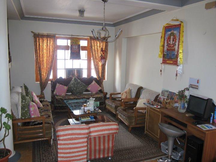 Gangs-Shun Homestay Лех Екстер'єр фото